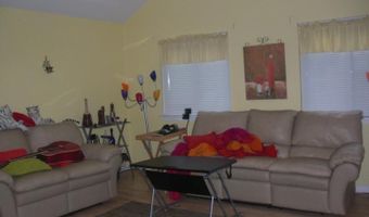 90 Monmouth Ave, Middletown, NJ 07748