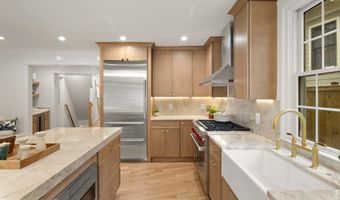 5522 LINCOLN St, Bethesda, MD 20817