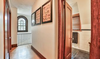 165 Lamarck Dr, Amherst, NY 14226