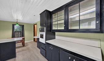 304 Blackmon St N, Camden, SC 29020