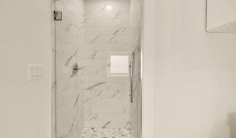 1739 D St NE, Washington, DC 20002