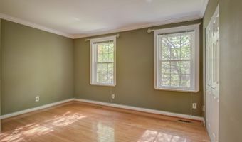 514 S HENRY St, Alexandria, VA 22314