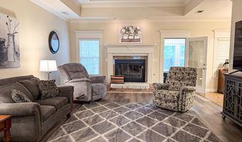 105 Valderrama Dr, Benton, AR 72015