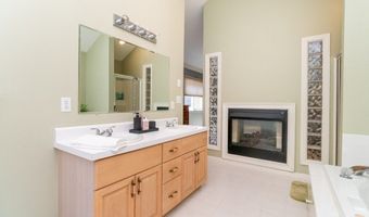 60 Algonquin Trl 60, Ashland, MA 01721