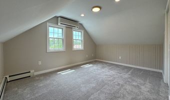 28 Freeman St, Avon, MA 02322