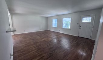 711 S Simon St, Ada, OH 45810