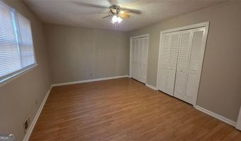 1824 Poinsetta Dr, Acworth, GA 30102