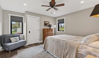16 Blacks Lndg, Belfast, ME 04915