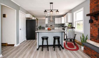 451 27th St, Allegan, MI 49010