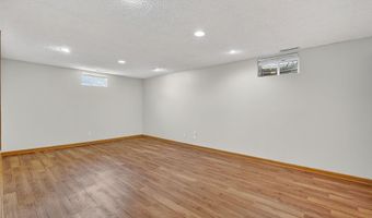 1304 Illinois Ave, Ames, IA 50014