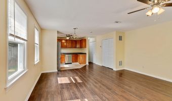 109 E REED Ave 1/2, Alexandria, VA 22305