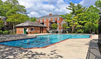 3043 S COLUMBUS St C1, Arlington, VA 22206