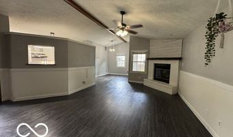1381 Secretariat Ln, Indianapolis, IN 46217