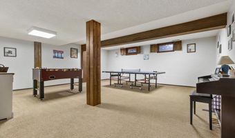 111 NE 15th Ave, Aberdeen, SD 57401