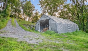 226-248 Barrett Rd, Alloway, NJ 07422
