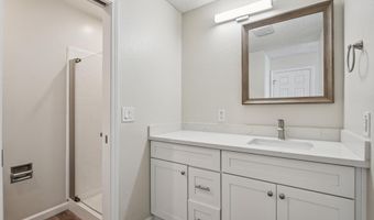 960 Shorepoint Ct 120, Alameda, CA 94501