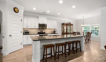 297 Woodbury Ln, Hull, GA 30646