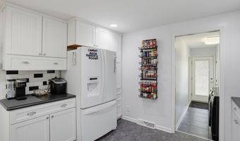 1103 WESTVIEW Ter, Dover, DE 19904