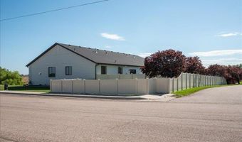 320 Lakeview Blvd, American Falls, ID 83211