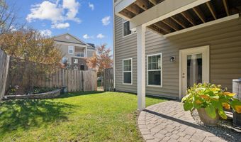 22284 PINECROFT Ter, Ashburn, VA 20148