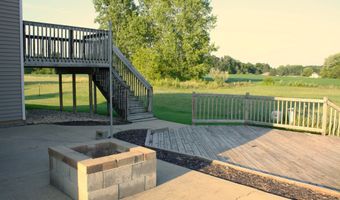 11707 Bear Meadow Dr SE, Alto, MI 49302