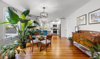 30 Gloucester St 30, Arlington, MA 02476