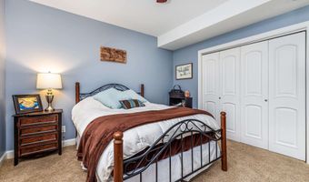 3302 Brook Holw, Asbury, IA 52002