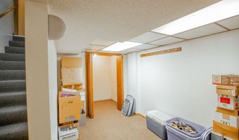 417 S Sample St, Algona, IA 50511