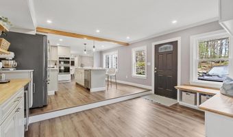 31 Manor Rd, Bolton, MA 01740