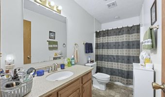 606 DeKalb Ave, Auburn, IN 46706