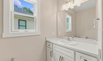 513 Williamson Cir, Angola, IN 46703