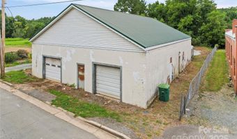 1513 Salisbury Ave, Albemarle, NC 28001