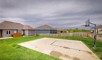 405 SW Chelmsford Dr, Blue Springs, MO 64014