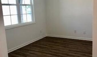 575 Midsummer St #211, Aberdeen, NC 28315