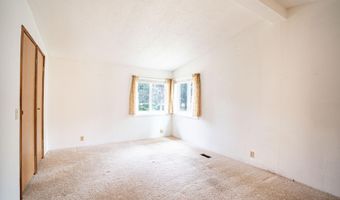 60245 Lakeview Dr, Bend, OR 97702