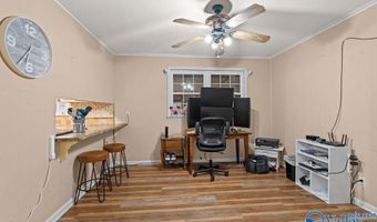 615 6th St NE, Arab, AL 35016