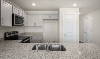 151 Trumpet Vine Rd, Aberdeen, NC 28315