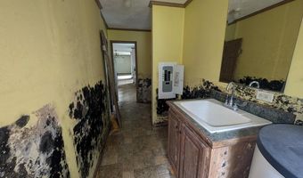1500 N Algood Dr, Bloomfield, IN 47424