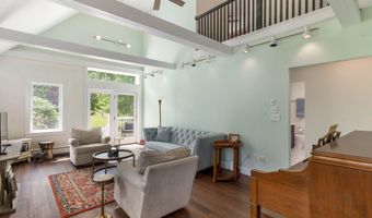 64 Pleasant View Rd, Bradford, NH 03221