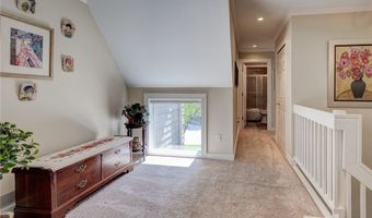 3836 Heron Watch Dr, Akron, OH 44319