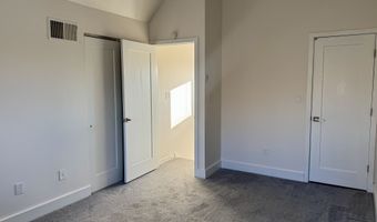 81 Montoya Dr 81, Branford, CT 06405