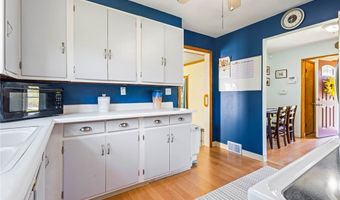 2052 Crittenden Rd, Alden, NY 14004