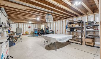 1324 Tuscany Dr SE, Altoona, IA 50009