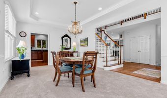 55 Sydney Ct, Atlantic Highlands, NJ 07716