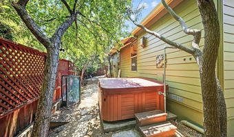 662 Vansant St, Ashland, OR 97520