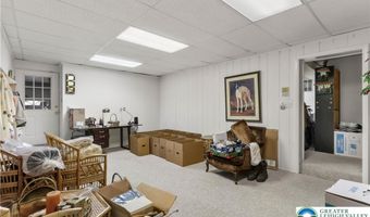 2730 Chew St, Allentown, PA 18104