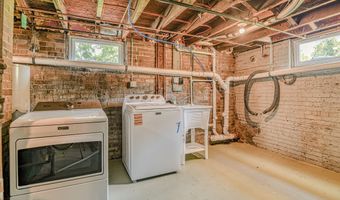 820 NW Dunlewy St NW, Asbury Park, NJ 07712