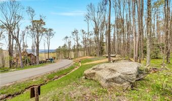 Es-97 Twisted Oak Path, Banner Elk, NC 28604