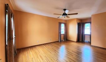 147 Leonore Rd, Amherst, NY 14226