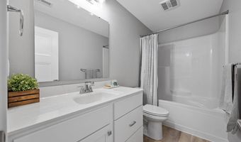 1350 Chipman Ln, North Liberty, IA 52317